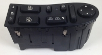 Door control panel for MAN TGA rep. 81258067000, 81258067007, 81258067012, 81258067015, 81258067017, 81258067029, 81258067039, 81258067045, 81258067054, 81258067074, 81258067087, 81258067098, 81259356749